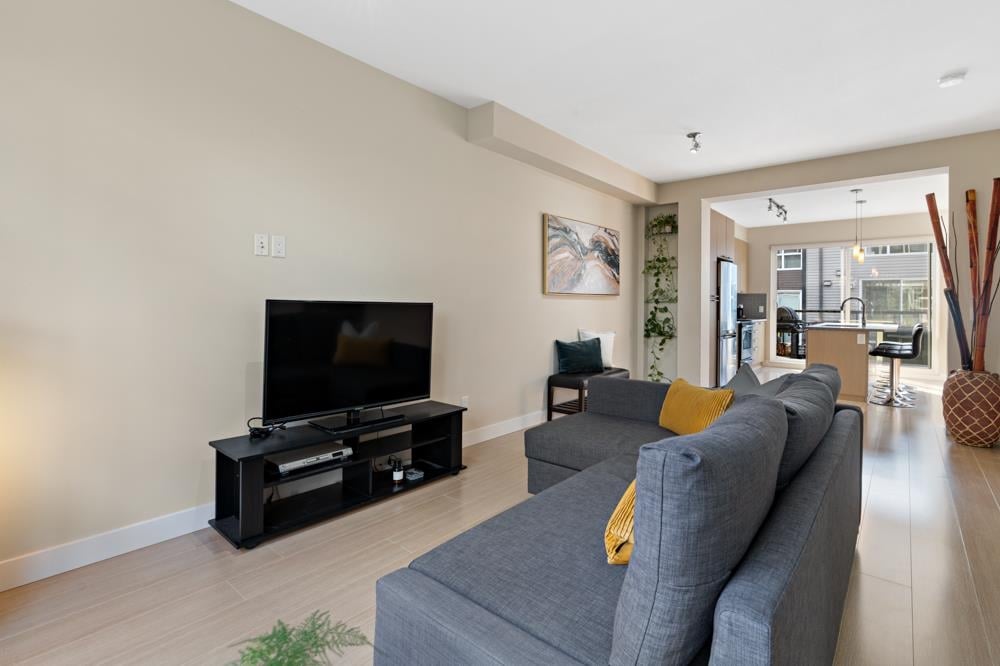 124-2228 162 St