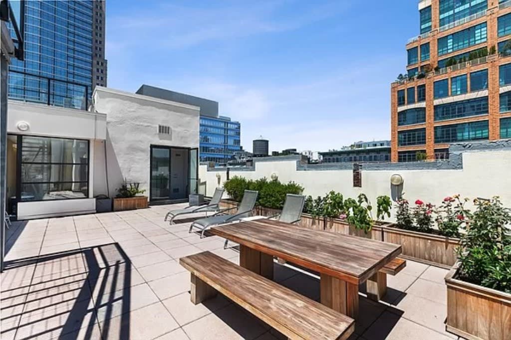 Pre-War Condo Loft in TriBeCa