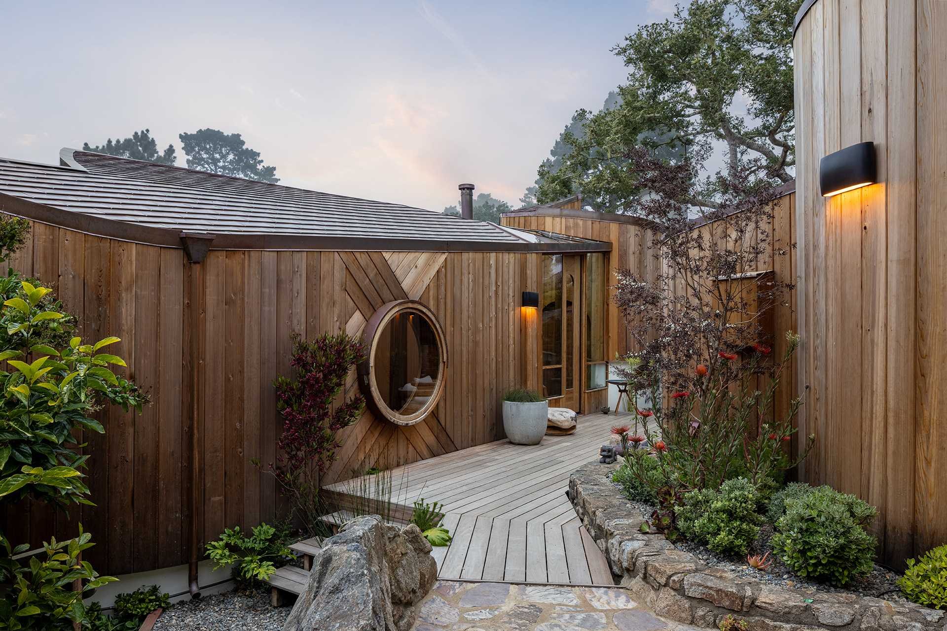 Mickey Muennig's "Owl House" - 24710 Dolores Street