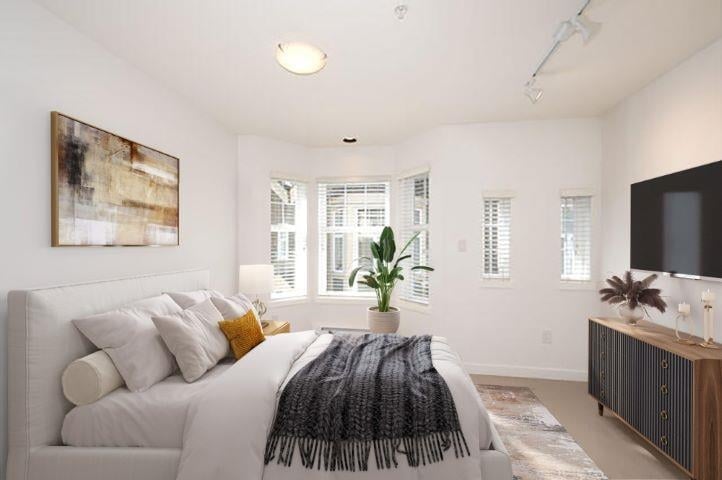 7-1642 E Georgia St