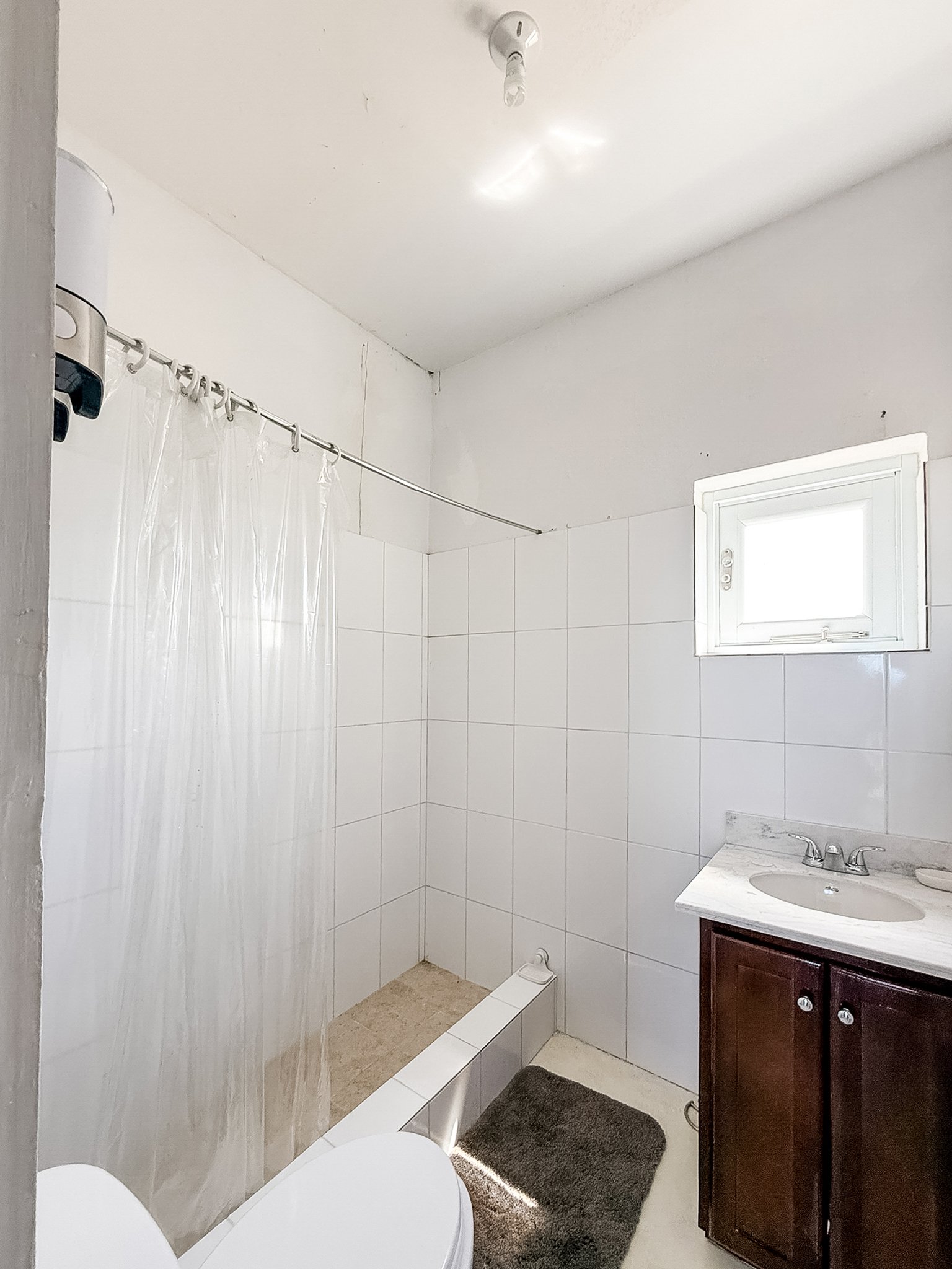 951 Casablanca-Luck Hill Standalone Home