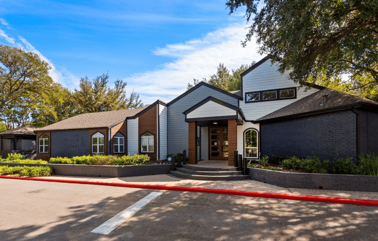 Enjoy Up To 8 Weeks Free!*Discount is applied for the first 2 months. 