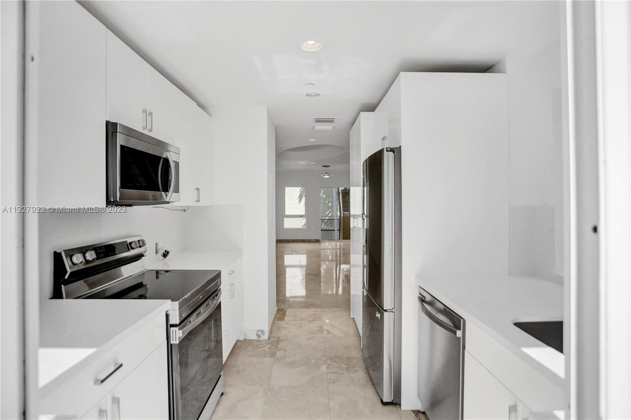 200 Washington Ave #15