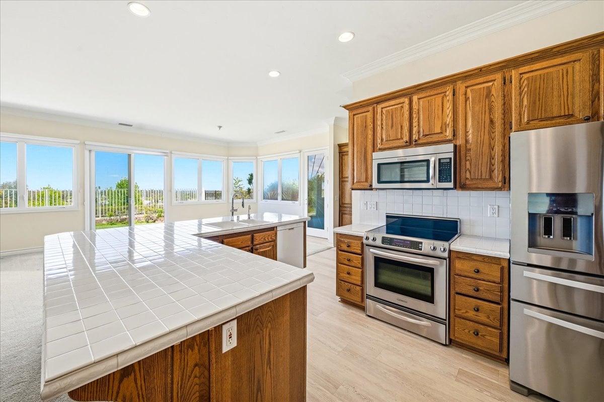 2130 Port Durness Pl