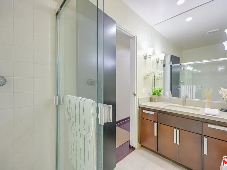 4007 Ocean Front Walk