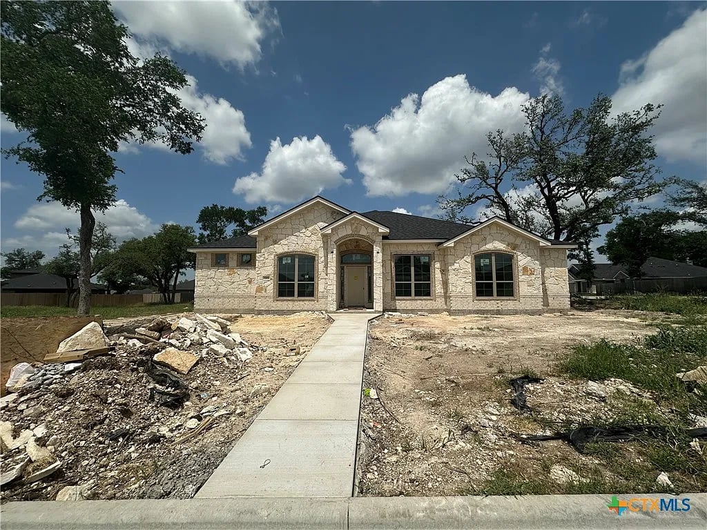 3202 Pistoia Trail