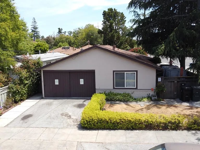102 Colorado Ave
