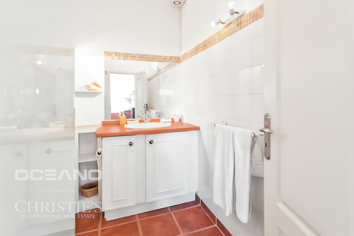 EXCLUSIVE 3 Bedrooms + Private Swimming Pool in Orient Bay –  View of St. Barth