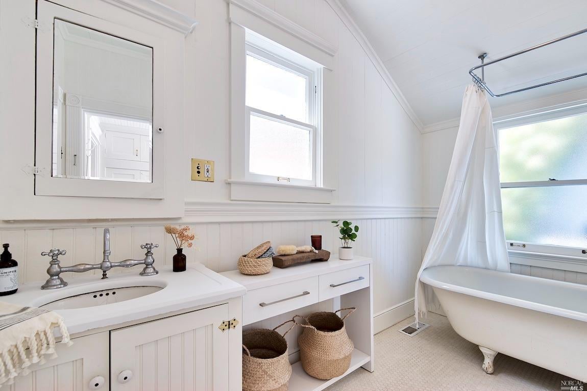 426 Locust St