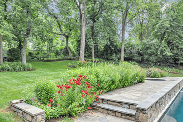 1129 Towlston Rd
