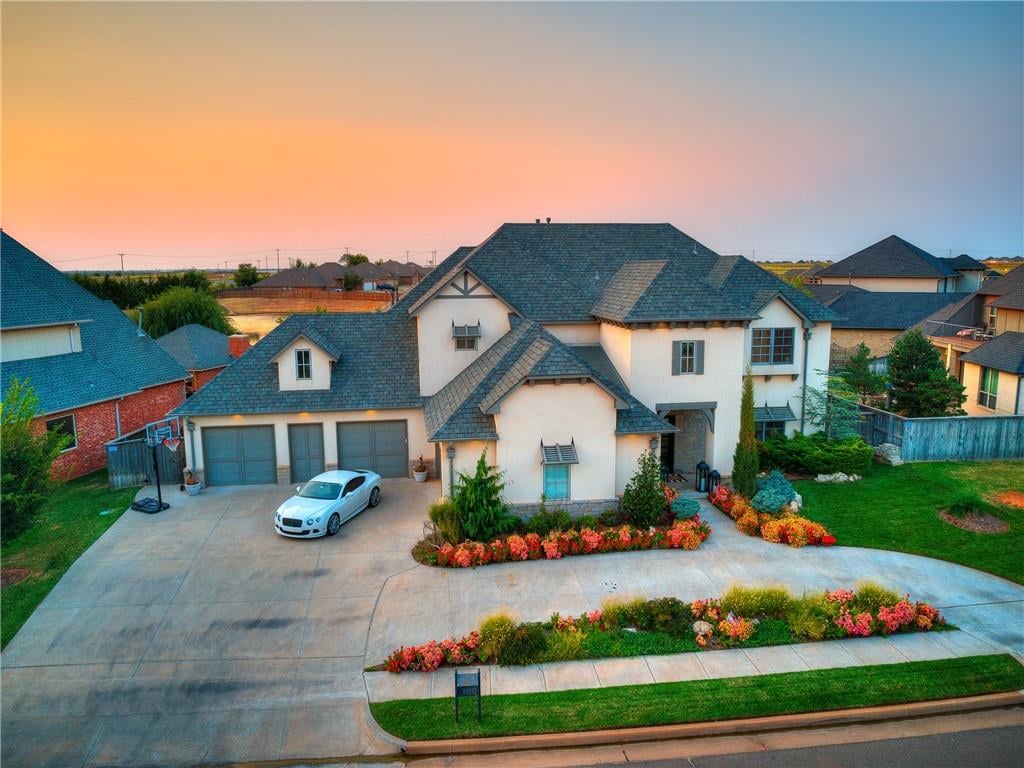 Rose Creek Edmond Oklahoma: Gated Luxury Living, Country Club Lifestyle, and Why Buyers Love This Community - Wyatt Poindexter - The Agency