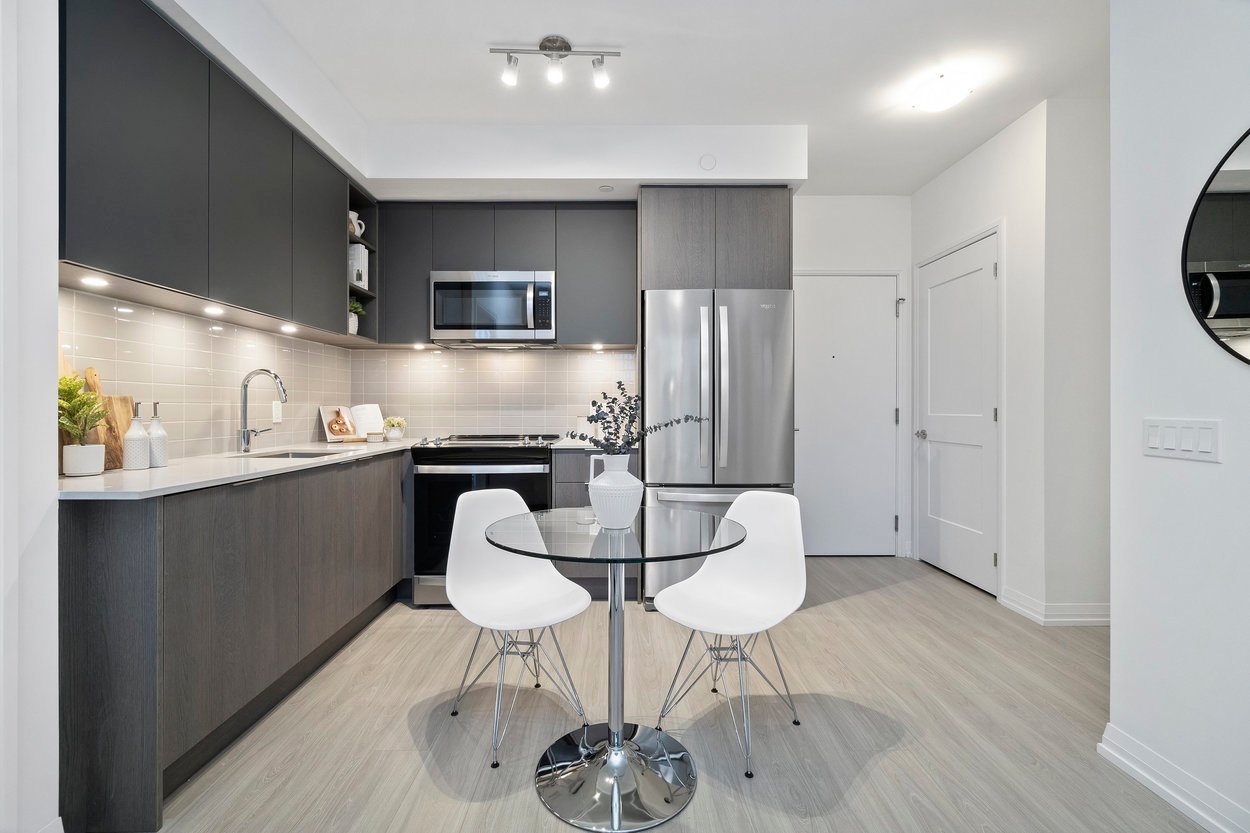 25 Holly St Unit: 708