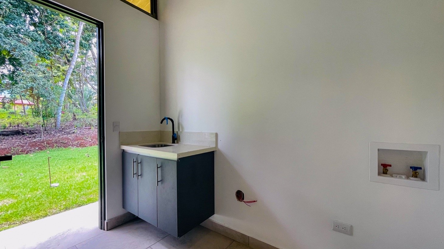 Brand New Three-Bedroom Mountain View Home in Ojochal, Costa Rica