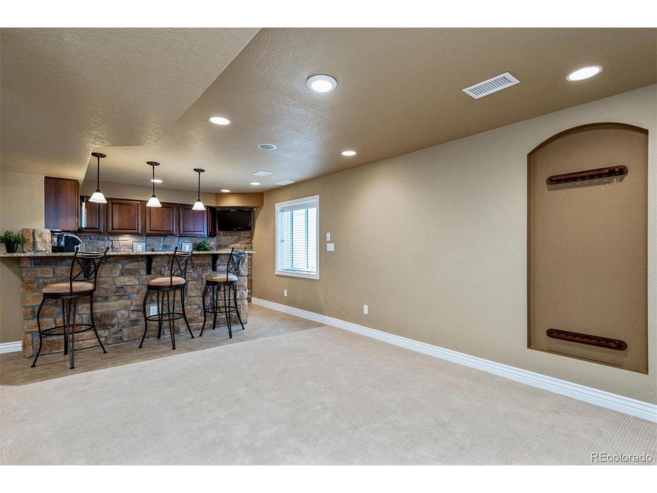 9250 Buttonhill Ct
