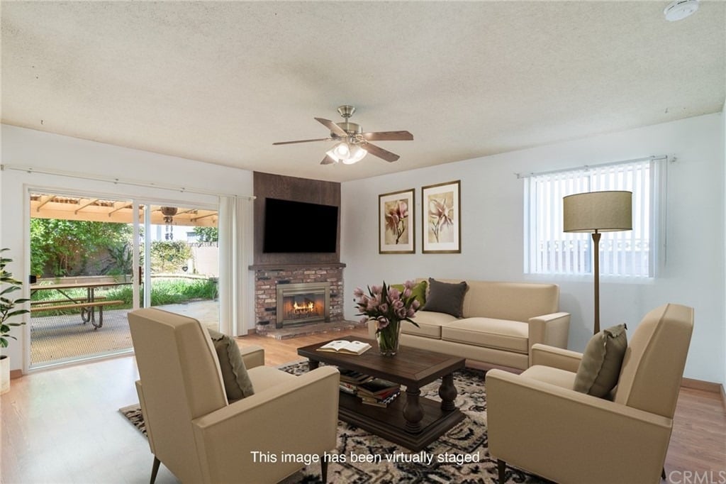 15841 Las Solanas St