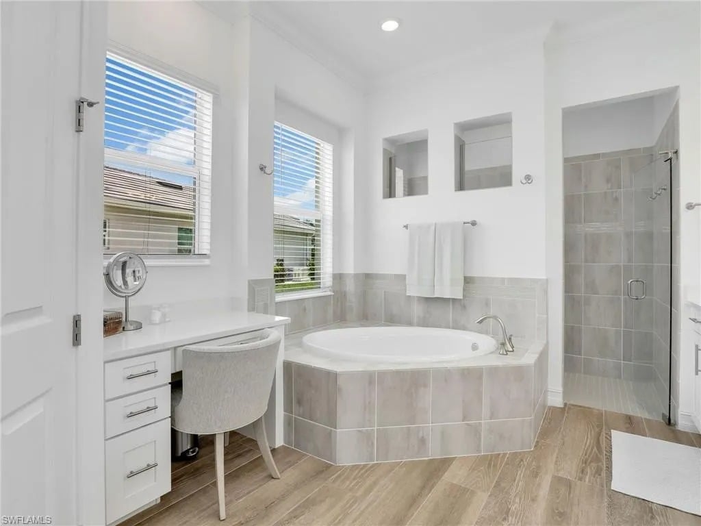 14220 Blue Bay Cir
