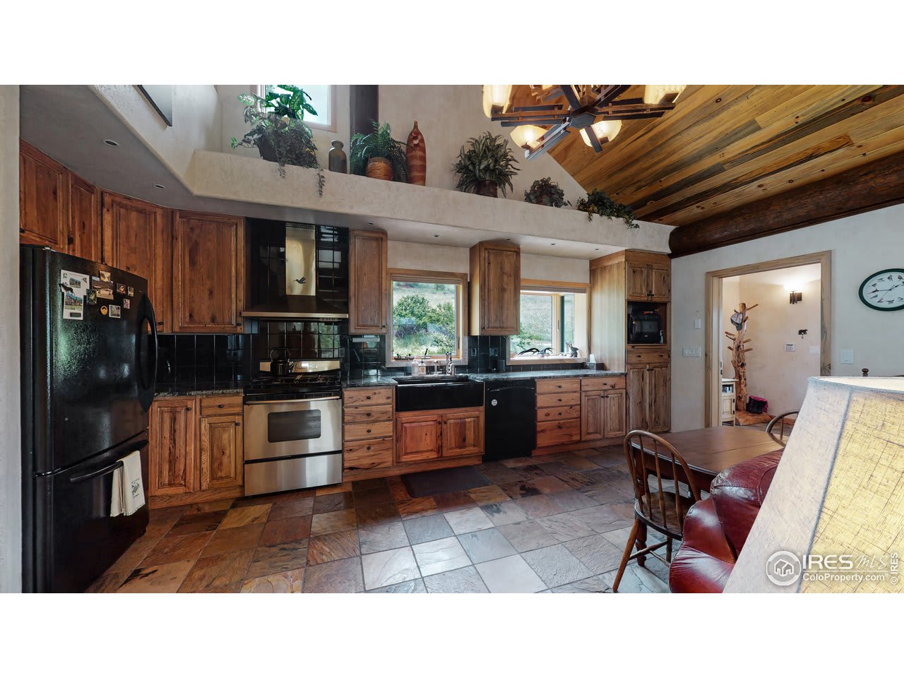 399 Taylor Rd