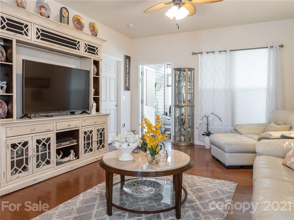 23076 Whimbrel Cir