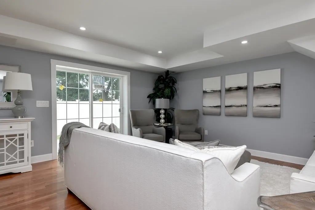 18 Damon St #18