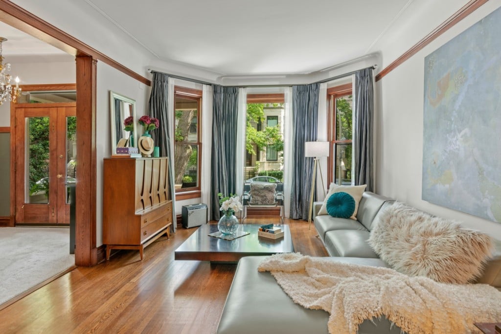 Featured Listing | 3734 N Lakewood