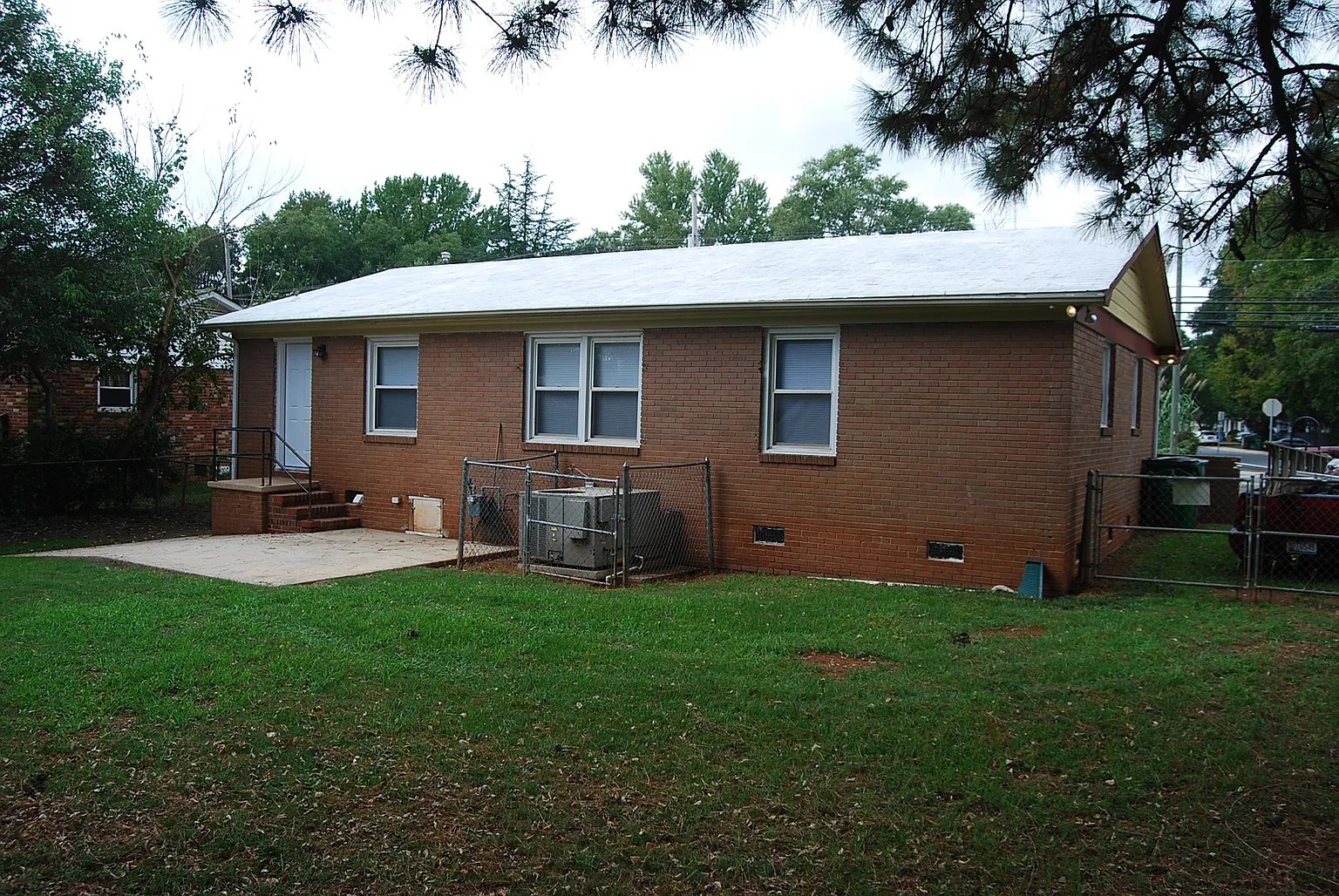2631 Old Steele Creek Rd