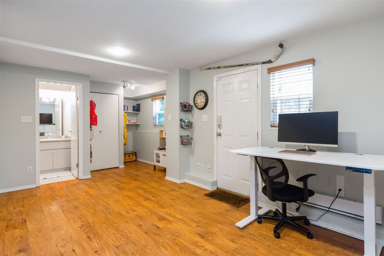 248 W 16th Ave