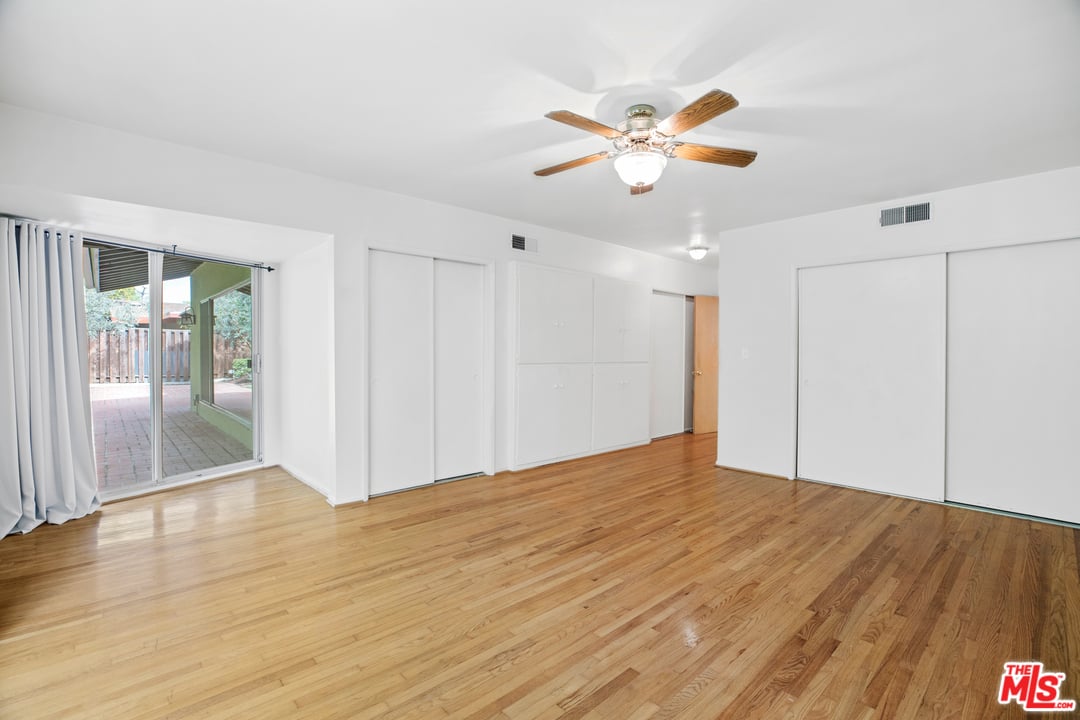 2715 Anchor Ave