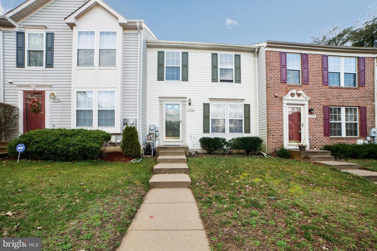 2736 Thornbrook Ct