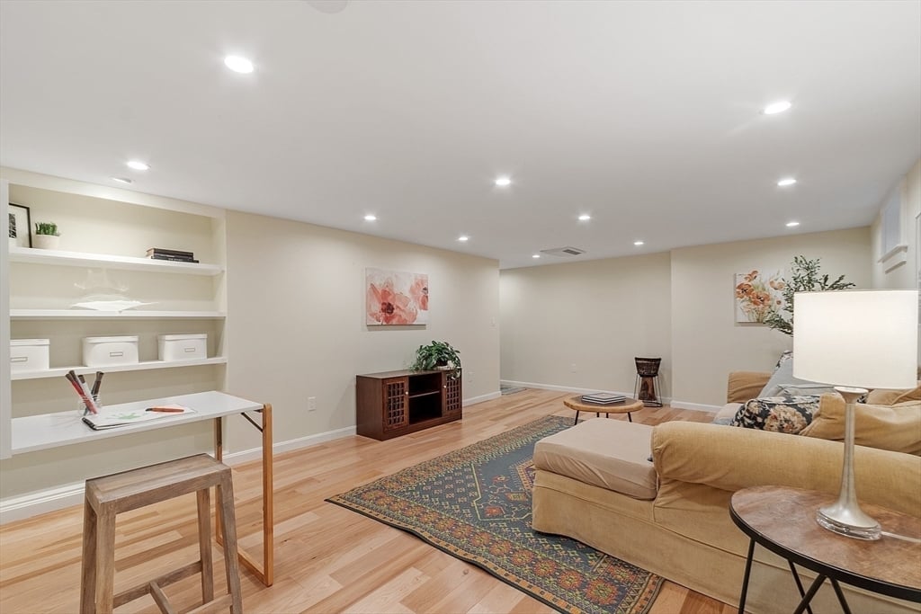 6 North St