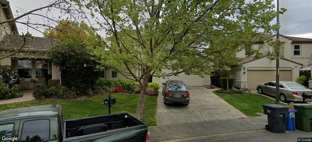 36 Marblehead Ln