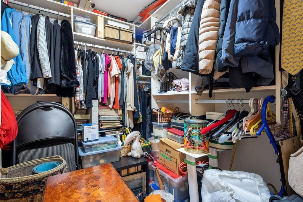 Th2258 W 39th Ave