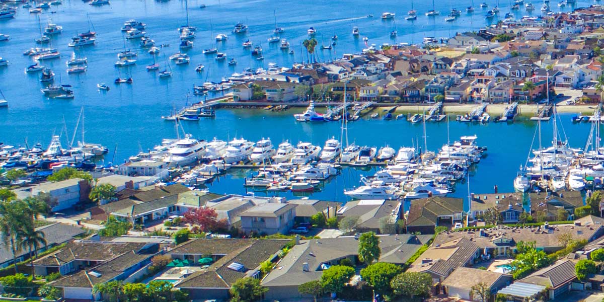 What should Oxnard Shores buyers know about setback requirements?