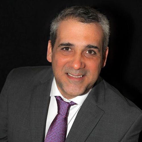 Ernest Fernandez