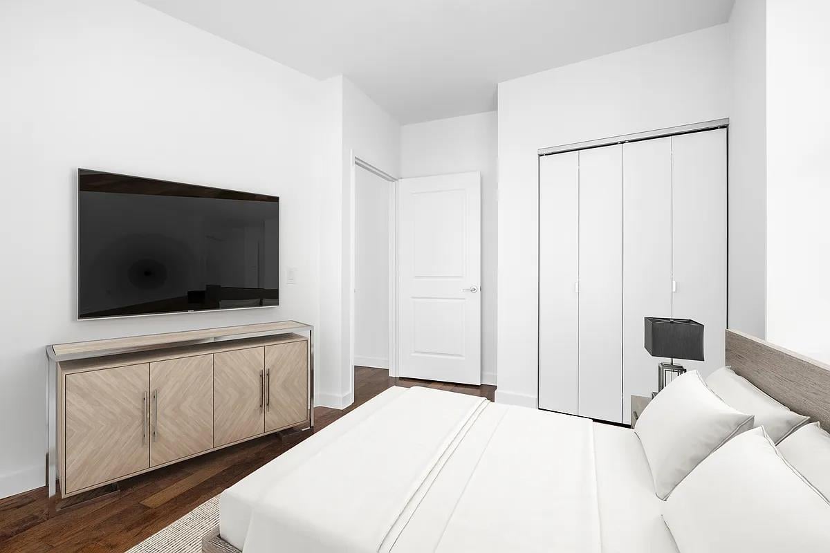 116 John Street, Apt 2608