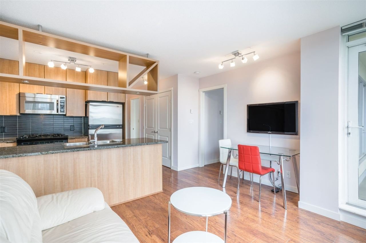1001 Richards St, #1605
