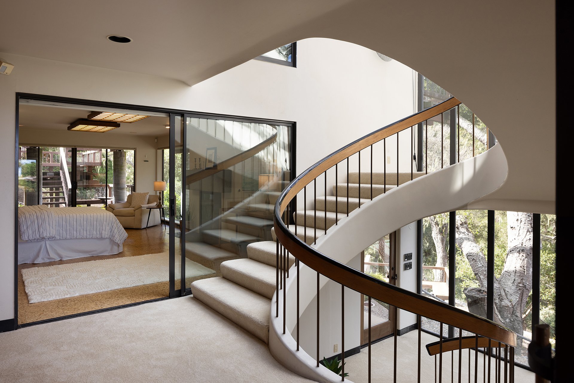 Carmel Bayview Retreat - 571 Viejo Rd