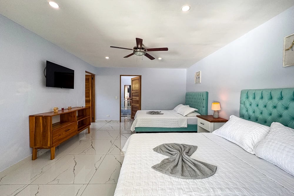 Turnkey Tropical Investment Contemporary Villa near Marina