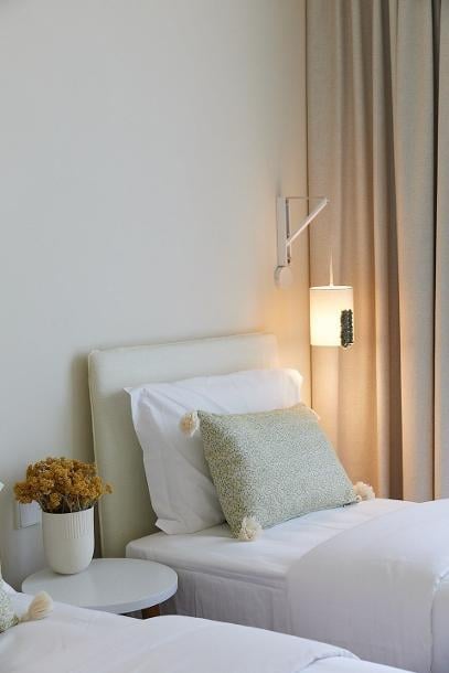 Whiteshell - Porches