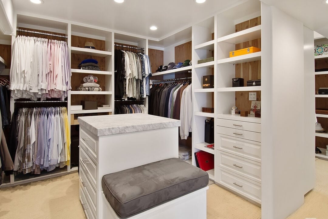 Solis Crest, Broad Beach Rd, 90265