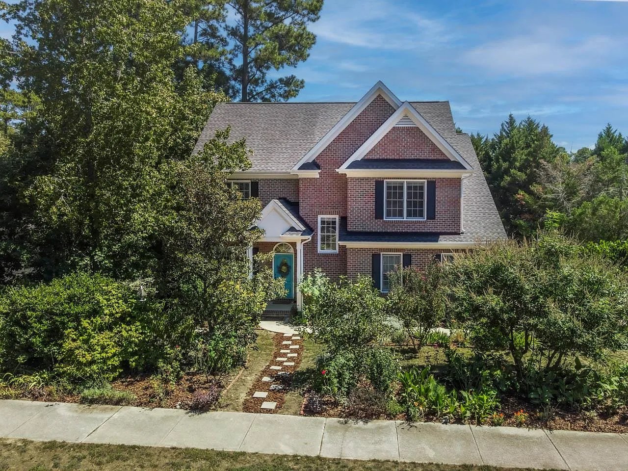 100 Wheatsbury Dr