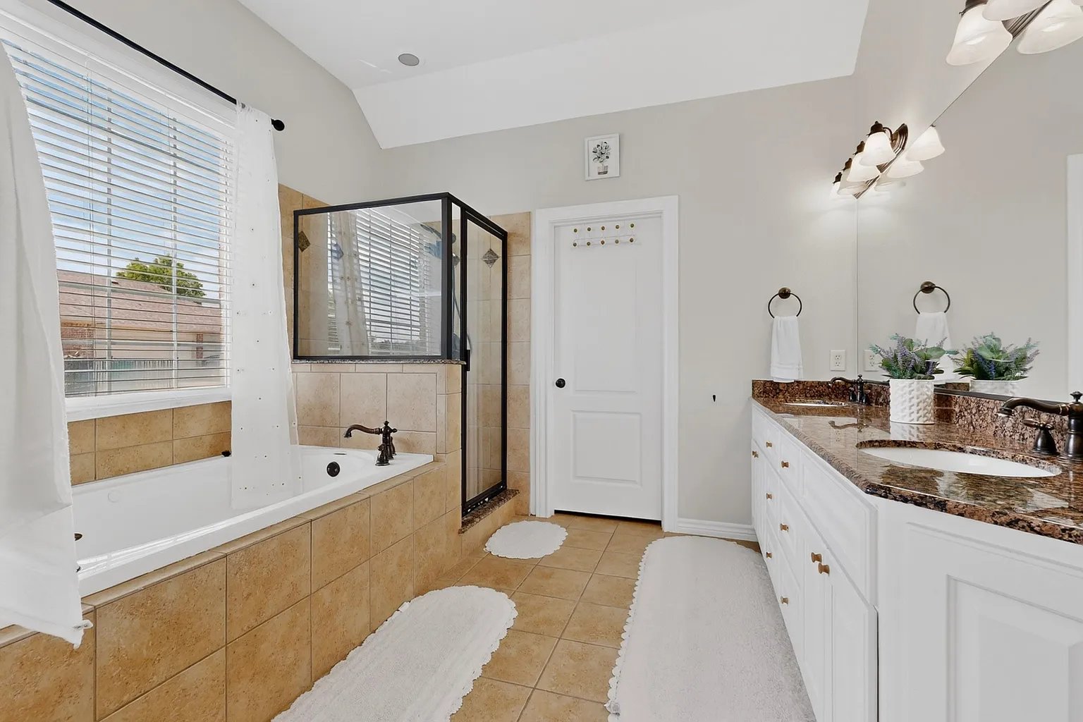 15144 Delaney Lane