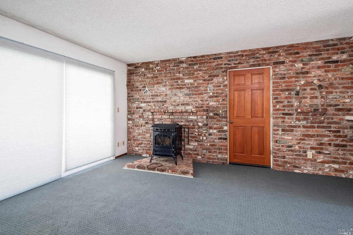 103 Twelveoak Hill Dr