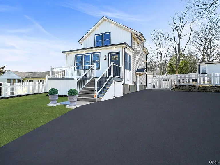 159 Rosewood Rd