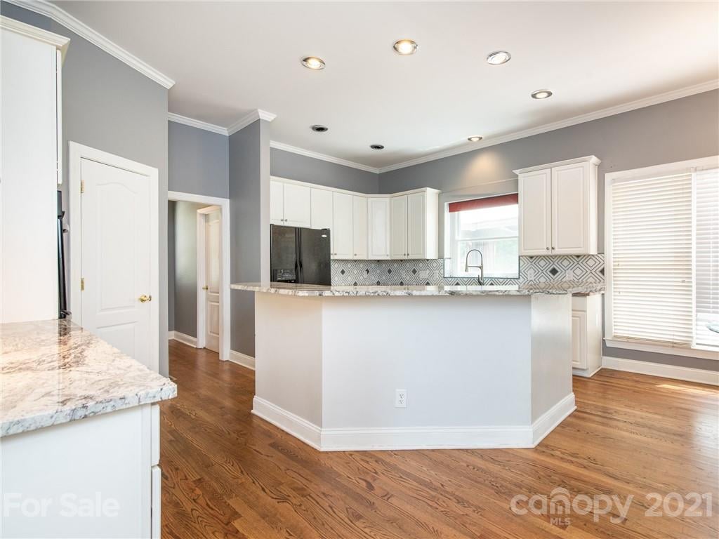 5552 Piper Glen Dr