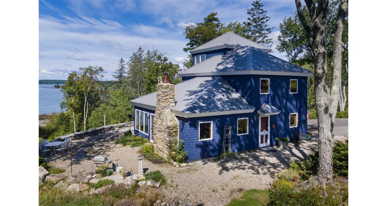 Home For Sale – 92 Cameron Point Road, Southport, Maine 04576