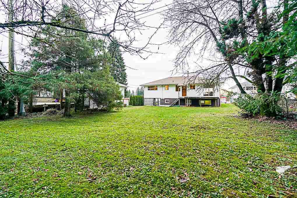 496 Glencoe Dr