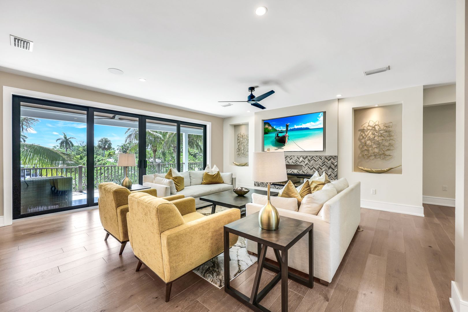 241 Willow Ave, Anna Maria, Florida, 34216