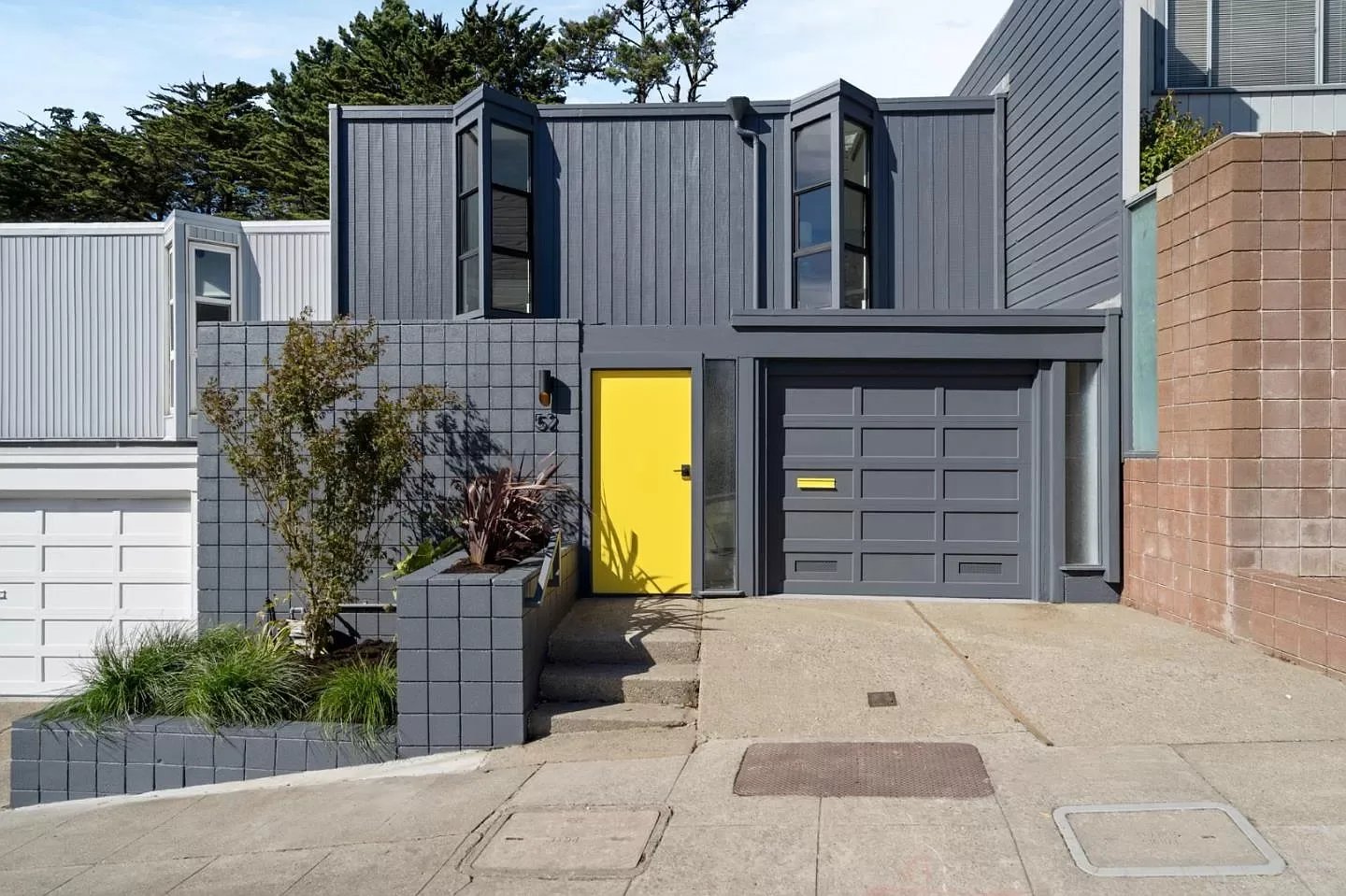 52 Amber Dr