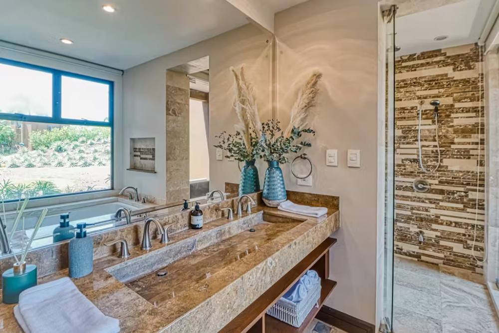 Exclusive Furnished Coastal Condo, Papagayo, Guanacaste