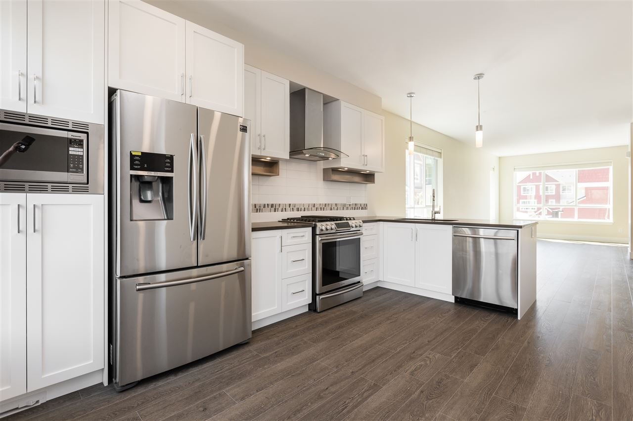 511-4688 Hawk Ln